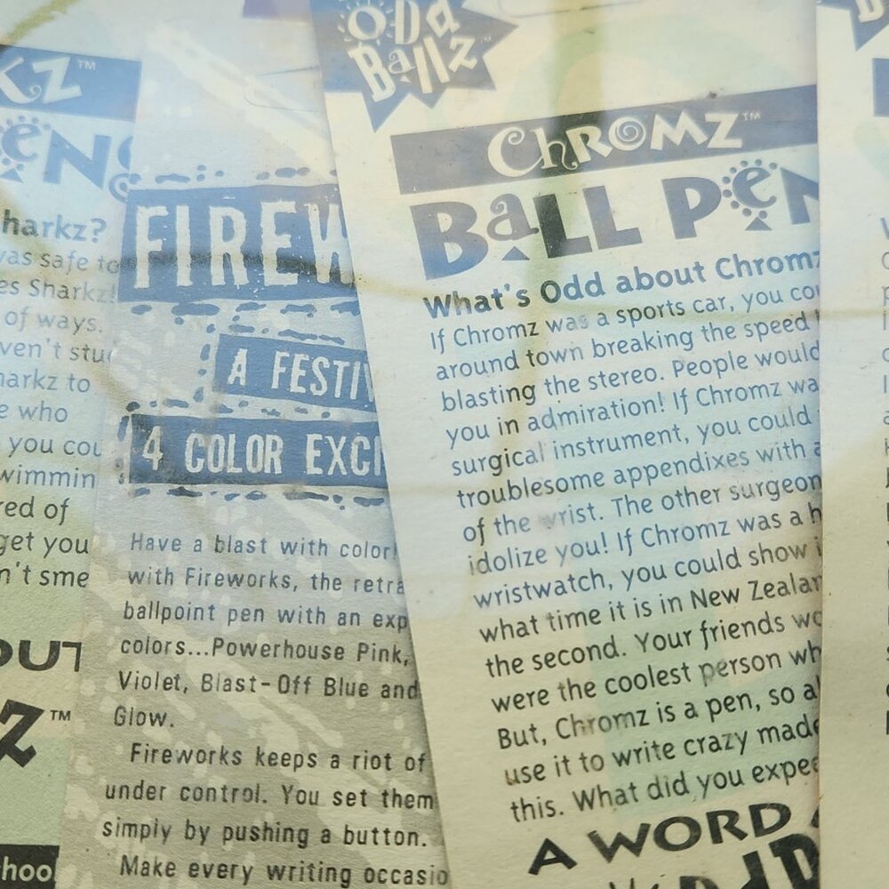 Pentech Oddballz Fireworks Crisis Chromz Sharkz Retractable Pens 90s School Kit - Picture 12 of 15
